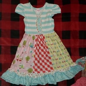 Ricrac & ruffles